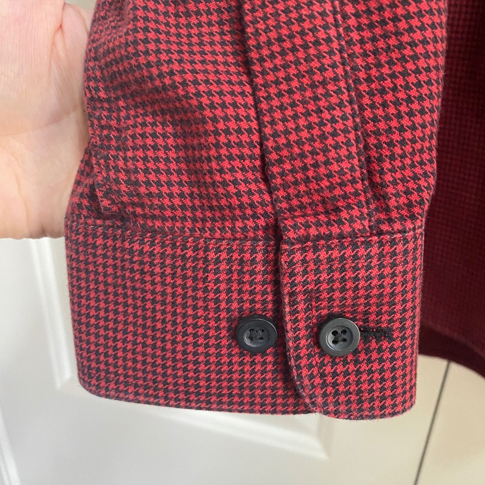 LL Bean Wicked Good Flannel Shirt Men L Red Houndstooth Button Up Cotton Rugged - Picture 7 of 8